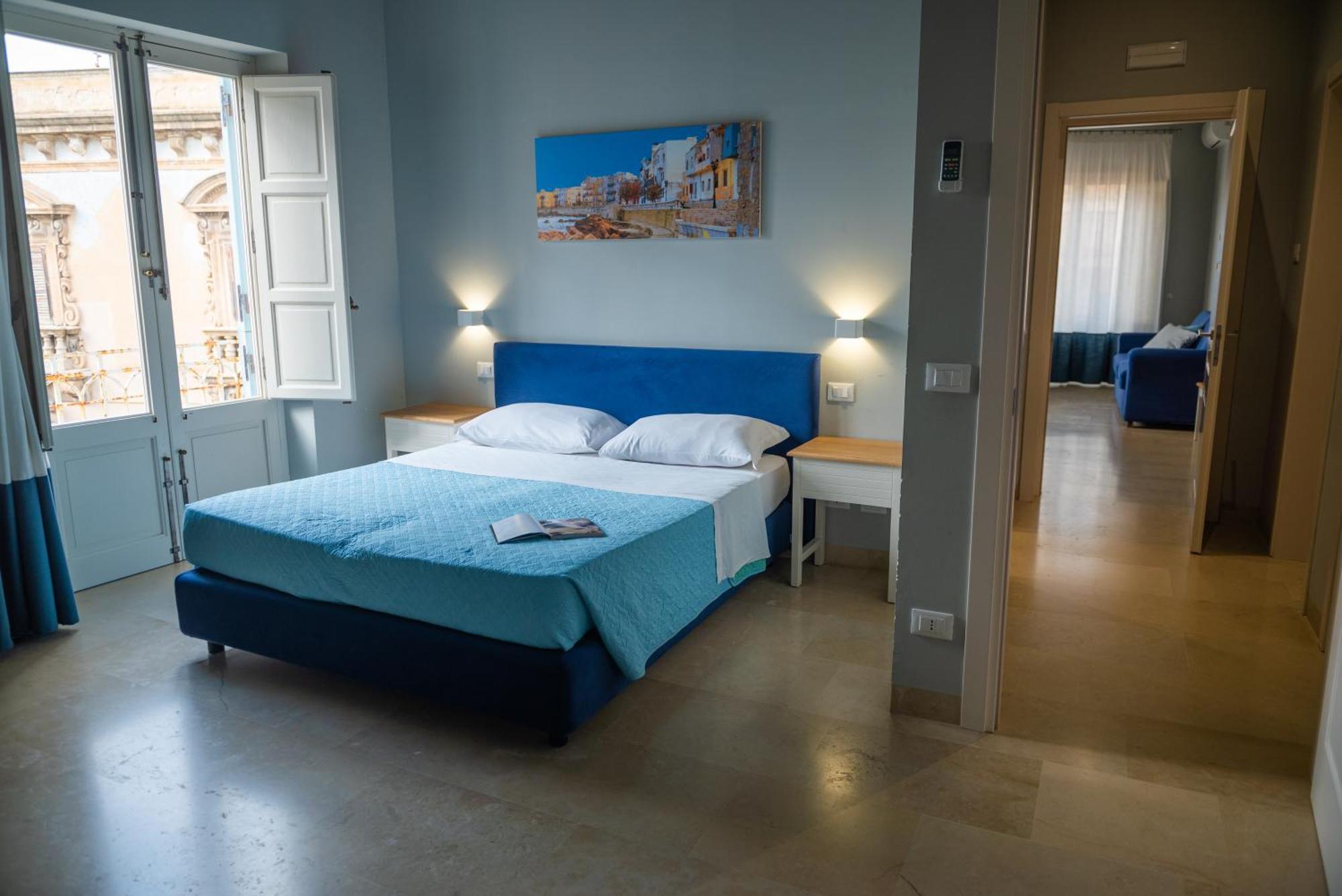 Zibibbo Suites & Rooms - Aparthotel In Centro Storico A Trapani Eksteriør billede