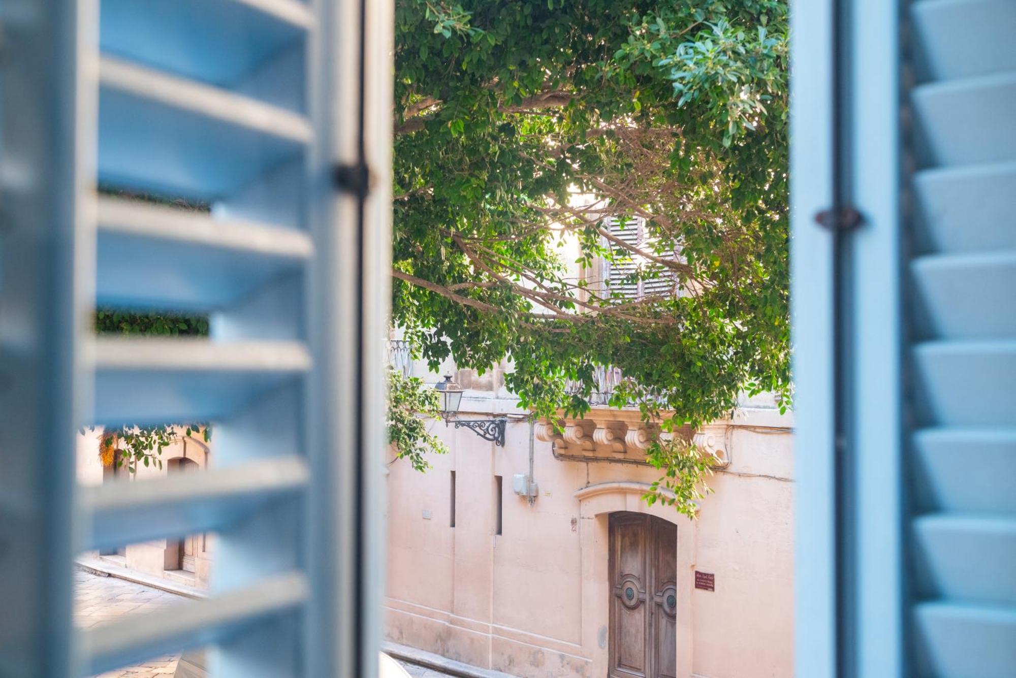 Zibibbo Suites & Rooms - Aparthotel In Centro Storico A Trapani Eksteriør billede