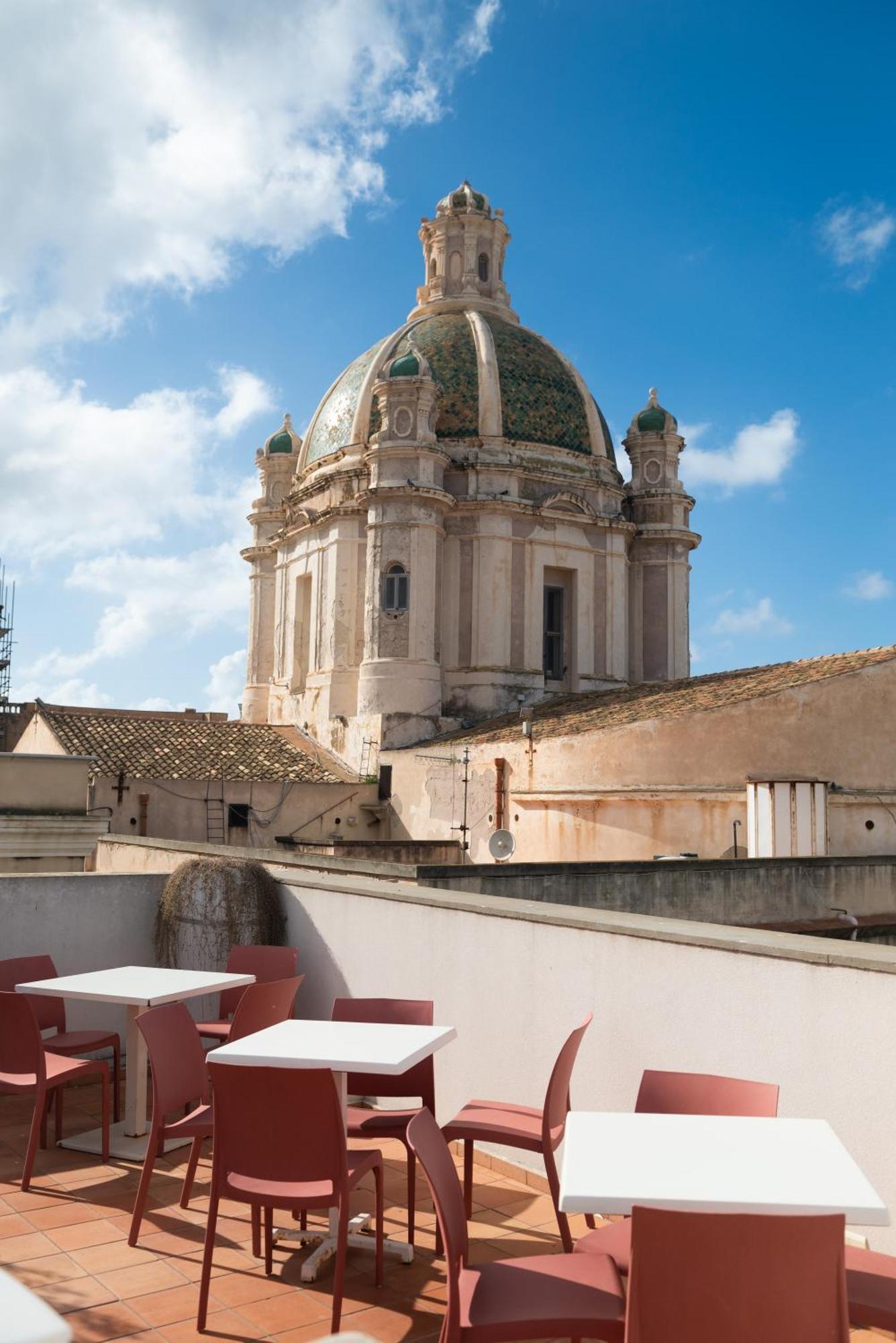 Zibibbo Suites & Rooms - Aparthotel In Centro Storico A Trapani Eksteriør billede